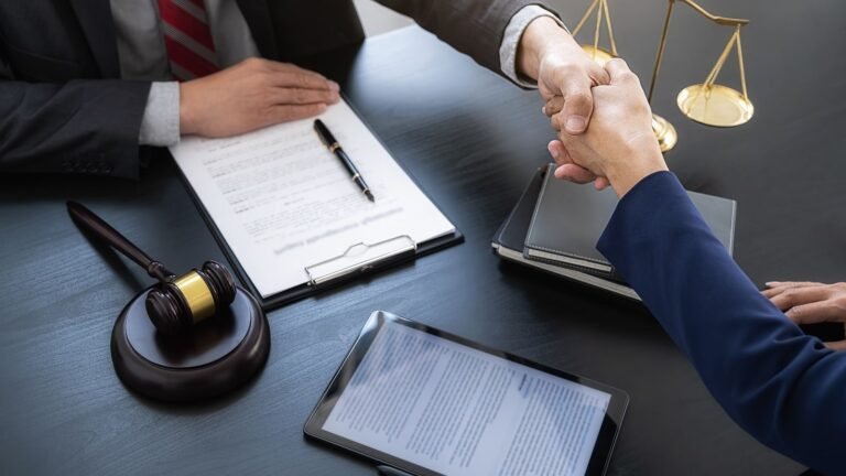 How to Choose the Right Immigration Lawyer in Northwest Dallas