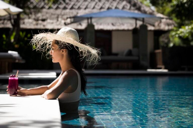 The Traveller’s Guide to eSIM: Everything You Actually Need to Know Before You Fly Traveller's Guide to eSIM