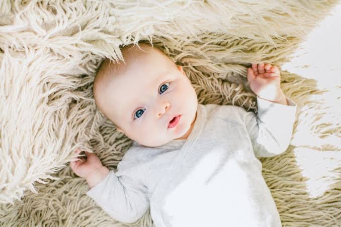 What Happens During an In-Home Newborn Photoshoot? What Happens During an In-Home Newborn Photoshoot